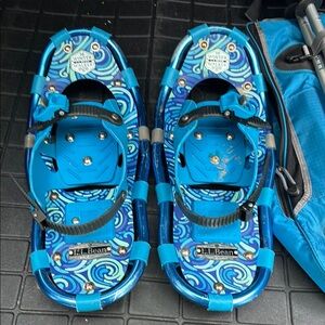 LLBean 16” Kids Snowshoes w/Poles & Carry Case